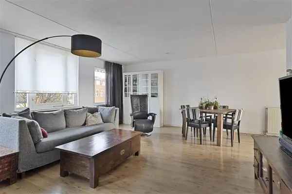 Appartement Mierlo: Centrum, 2 slaapkamers, lift, gratis parkeren