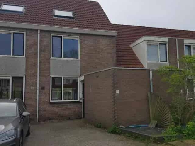 Tussenwoning Noordwijk Nabij Winkels Scholen En OV