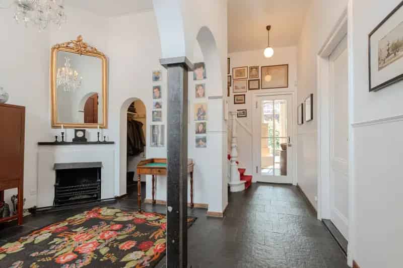 Herenhuis Ginneken Breda 6 slaapkamers 286m2 tuin parkeren