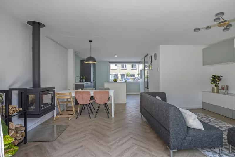 Gezinswoning Westduinen Amstelveen 128m2 gerenoveerd