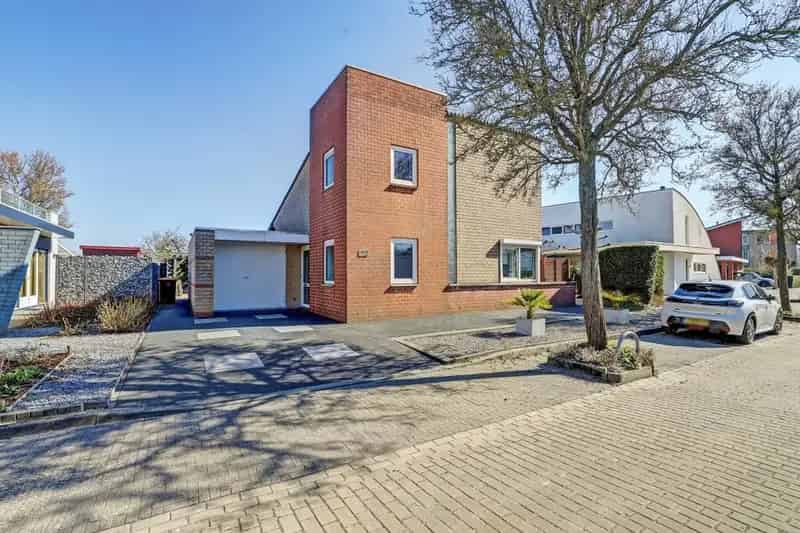 Vrijstaande woning Rosenburg 3 slaapkamers garage zonnepanelen