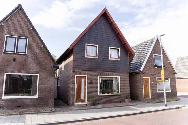 Vrijstaand huis Den Oever Centrum Ruime Tuin 3 slaapkamers
