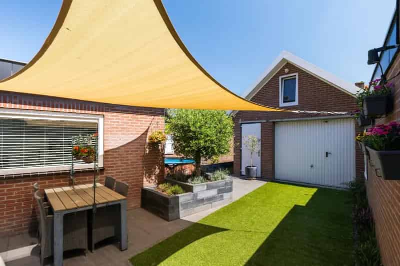 Hoekwoning Ede 4 slaapkamers garage zonnepanelen energielabel B