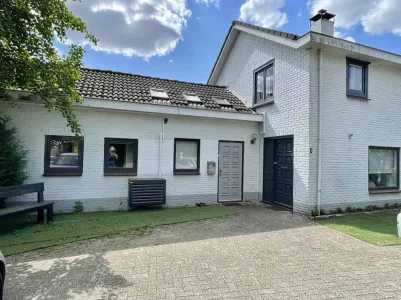 Appartement in Molenhoek met 4 kamers