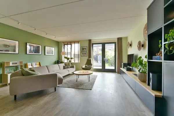 Ruime Twee Onder Een Kapwoning Vleuten 168m2 3 Slaapkamers Grote Tuin