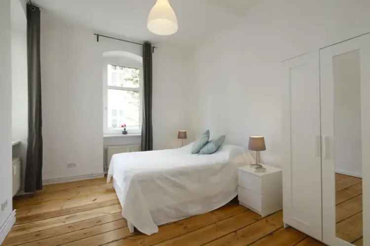 2 bedroom apartment centre of Amsterdam