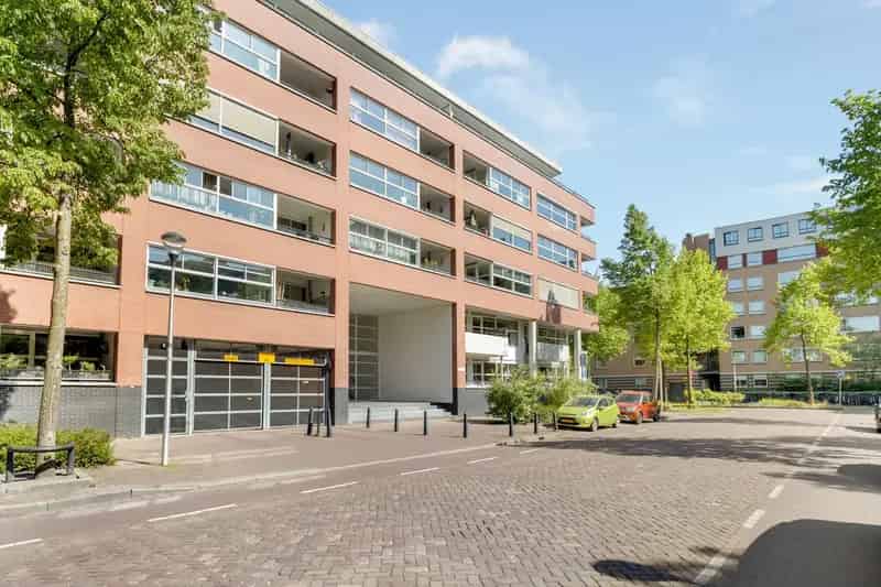 Utrecht Singelschild Appartement 76m2 Balkon Berging Parkeerplaats