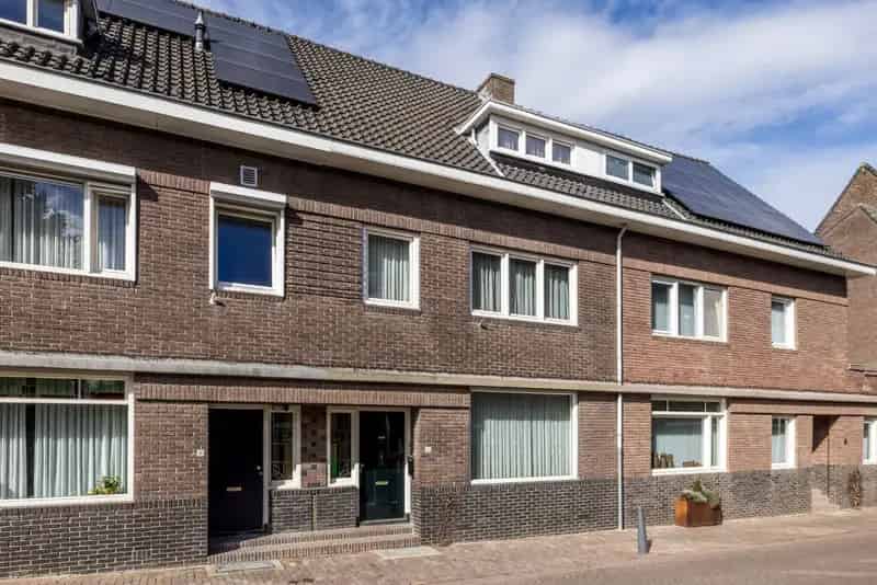 Karakteristiek Herenhuis Centrum Ruime Opzet Authentieke Elementen
