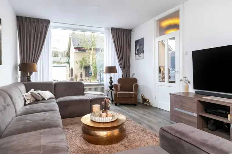 Ruime Tussenwoning 4 Slaapkamers Nijmegen 140m2