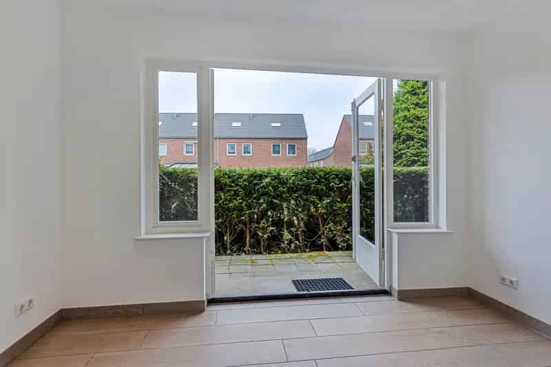 Arnhem Benedenwoning 4 Kamers Gerenoveerd Royale Tuin