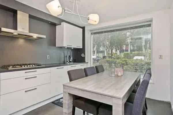 7 Kamer Tussenwoning Westerpark 150m2 6 slaapkamers
