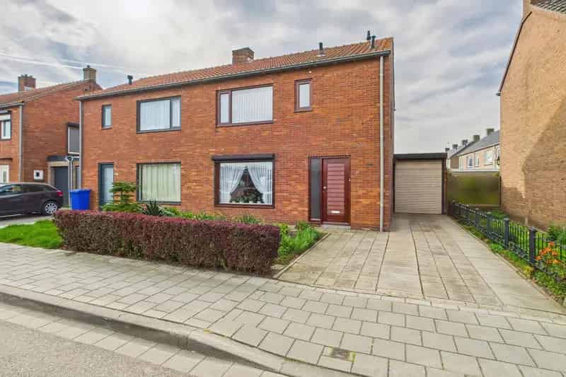 Gezinswoning Westdorpe te moderniseren 3 slaapkamers garage tuin