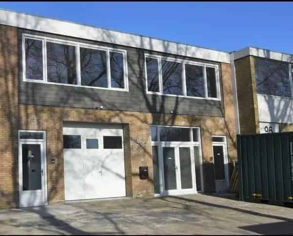 TE HUUR 5-kamer appartement Badhoevedorp