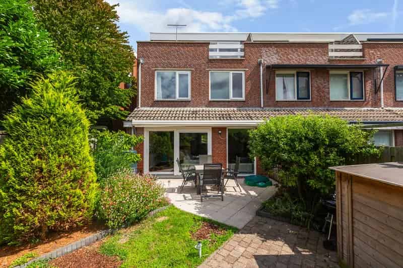 Huis te koop Maassluis 4 slaapkamers grote tuin dakterras