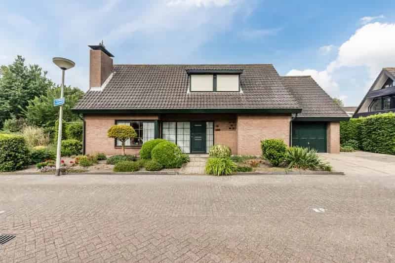 Vrijstaande Semi-bungalow 4 slaapkamers Nabij Vijverberg