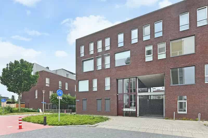 Appartement te koop Berkel en Rodenrijs: Ruime 3 Slaapkamers Maisonnette 132m²