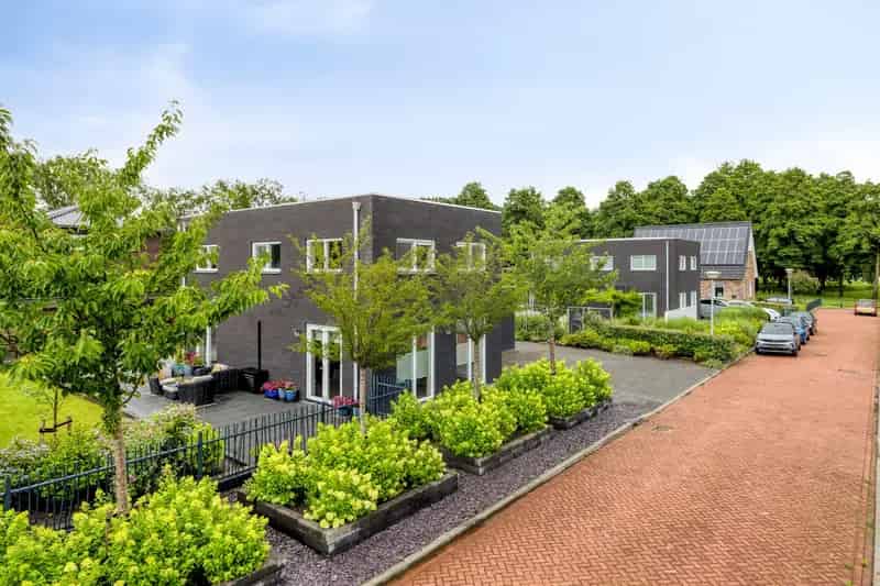 Luxe Woning Winschoten Zuid 4 slaapkamers 2 badkamers A+++