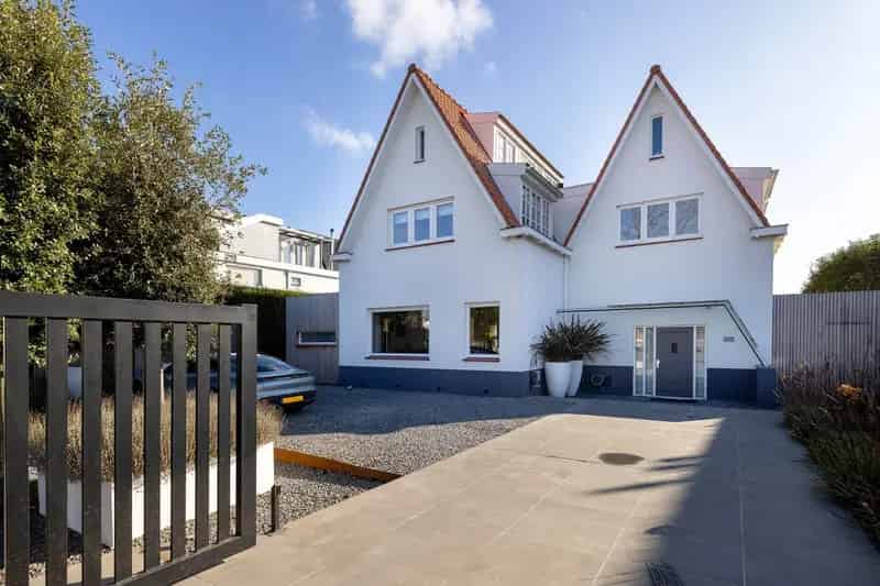 Vrijstaande Villa Rotterdam Kralingseweg 380m2 5 slaapkamers Zwembad