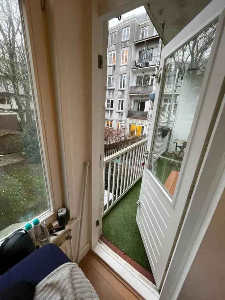 Kamer sublet De Baarsjes Februari Maart