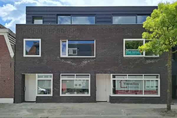 Driekamerappartement Boxtel: Zonnig terras en parkeerplaats