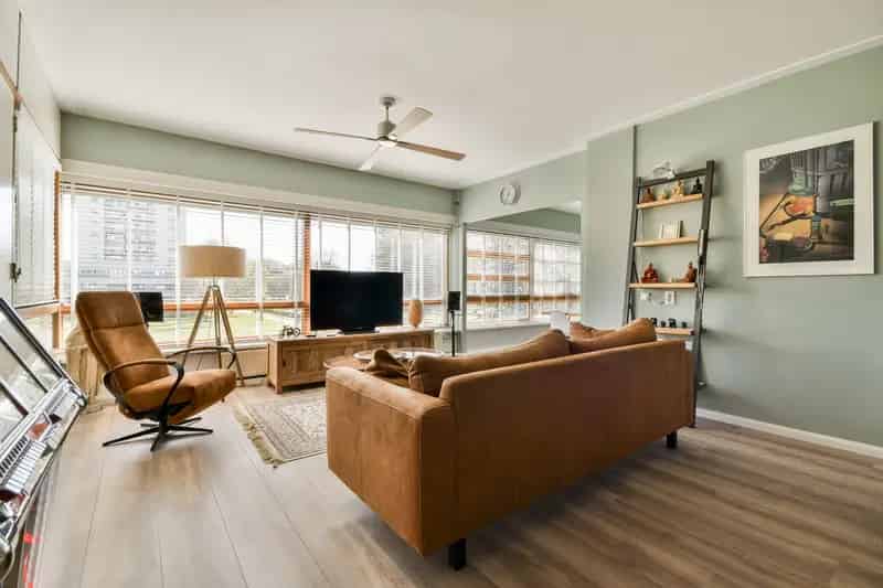 Modern Appartement Haarlem Nabij Winkelcentrum Schalkwijk