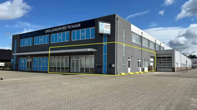 Bedrijfshal te Huur Hoensbroek 407m²