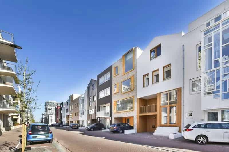 Herenhuis Amsterdam Oost 166m2 Tuin Dakterras 3 slaapkamers