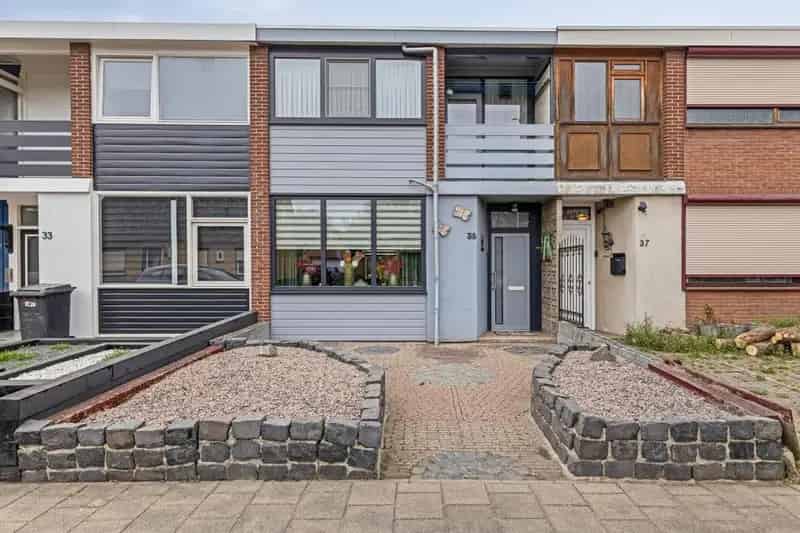 Tussenwoning Sas van Gent Garage Tuin 2 slaapkamers