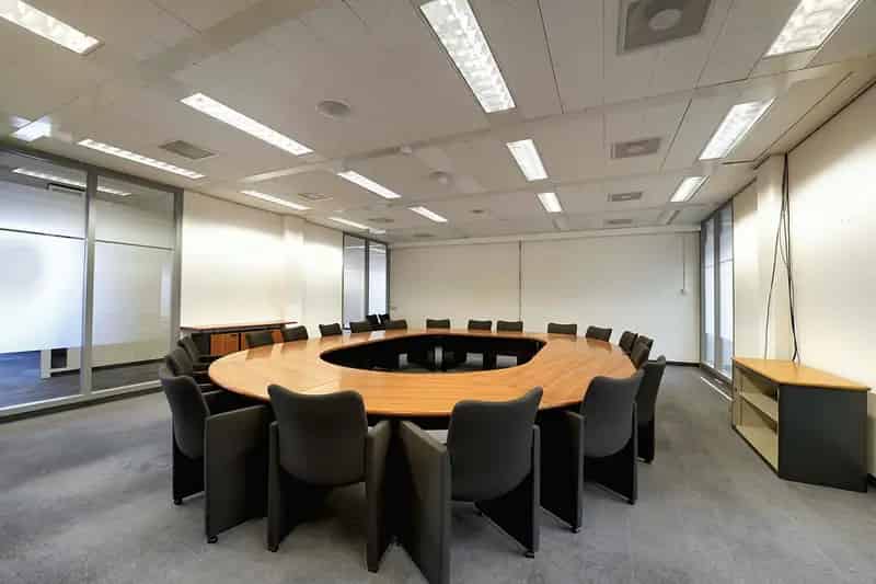 Kantoorruimte Zoeterwoude 3000m2 te huur