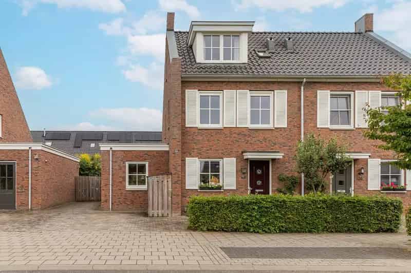 Halfvrijstaande woning Casterhoven 3 slaapkamers 138m2 energielabel A