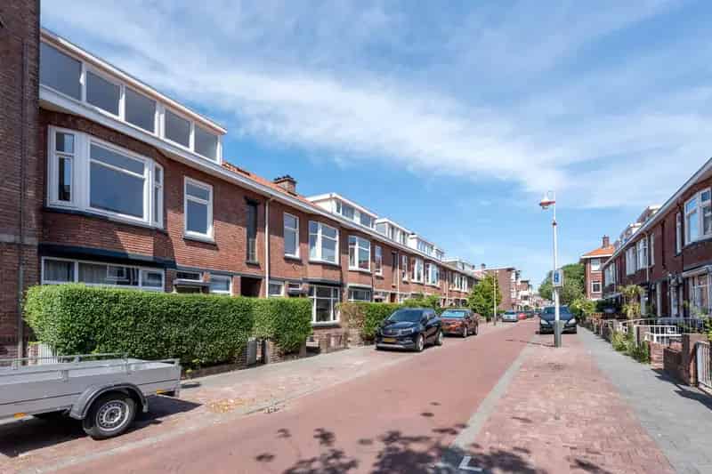 Dubbel Bovenhuis 4 slaapkamers 119m2 gerenoveerd Den Haag