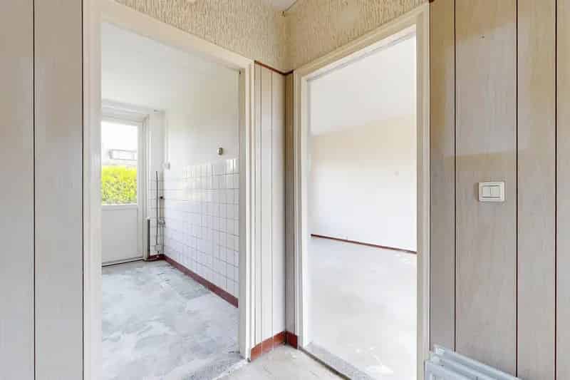 Huis Te Koop , 14, Koningin Emmastraat, Willemstad, Noord-Brabant