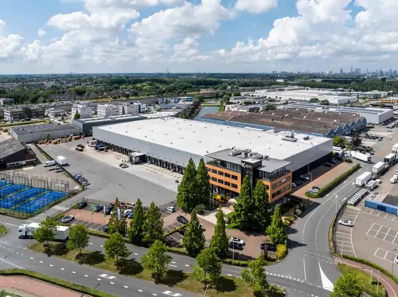 Bedrijfshal Barendrecht te Huur 10439m2 Koelcellen AGF