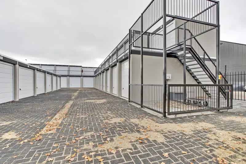 Garageboxen Etten Leur te koop en te huur  Opslag Bedrijven Oldtimers
