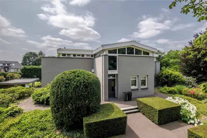 Huis te koop Huissen: voormalige burgemeesterswoning