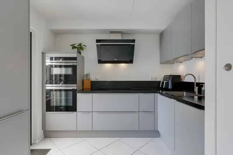 Huis te koop Duiven: Moderne 3 Slaapkamers, Luxe Badkamer, Tuin en Garage