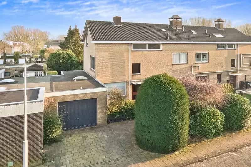 Ruime Villa 5 slaapkamers Badhoevedorp