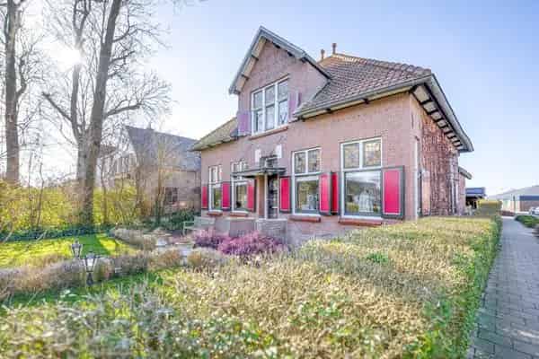 Royale Vrijstaande Woning Oude Tonge 4 slaapkamers