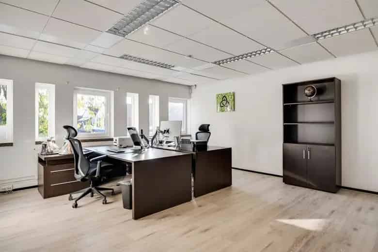 194 m2 kantoorruimte te huur in Haelen