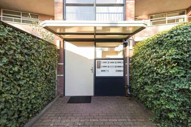 3-Kamerappartement Heerenveen Noord  Garage Berging Twee Balkons