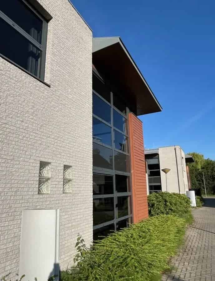 Kantoorvilla te huur Breda 280m2 8 parkeerplaatsen