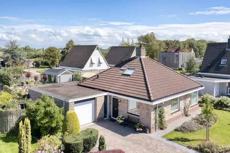 Semi-bungalow Witmarsum: Levensloopbestendig & Familiegeschikt