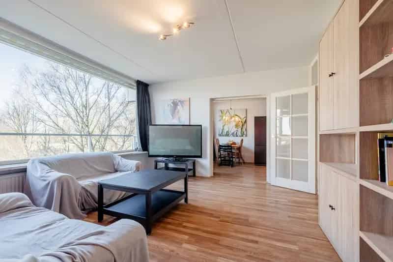 2 Kamer Appartement Diemen 61m2 Zonnig Balkon