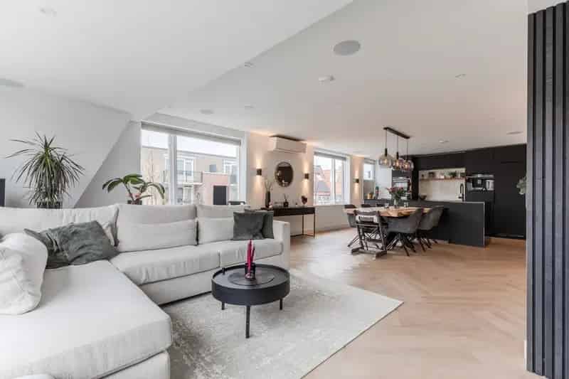 Drie Dubbel Bovenhuis Diemen 158m2 Gerenoveerd Souterrain