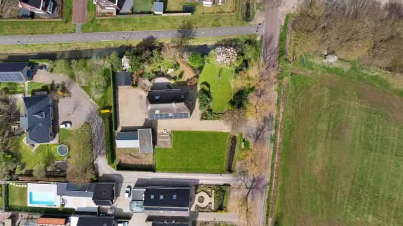 Woonboerderij Ewijk 1800m2 Perceel 2 Badkamers