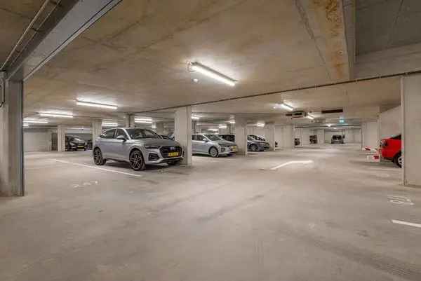 Parkeerkelder Te Huur in Amsterdam, Noord-Holland