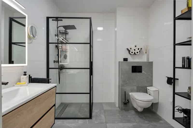 Luxe Tussenwoning Park Harga 4 slaapkamers 2 badkamers