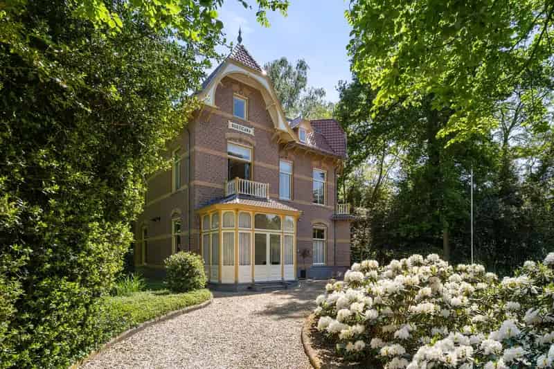 Huis te koop Bennekom: Villa Rusticana - Uniek object met authentieke details