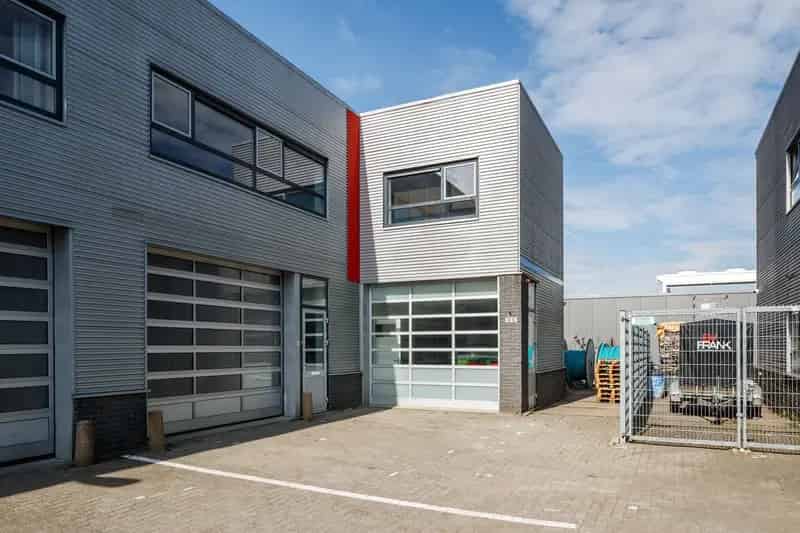 Bedrijfshal te Huur Maarssen 322m2 Industrieweg
