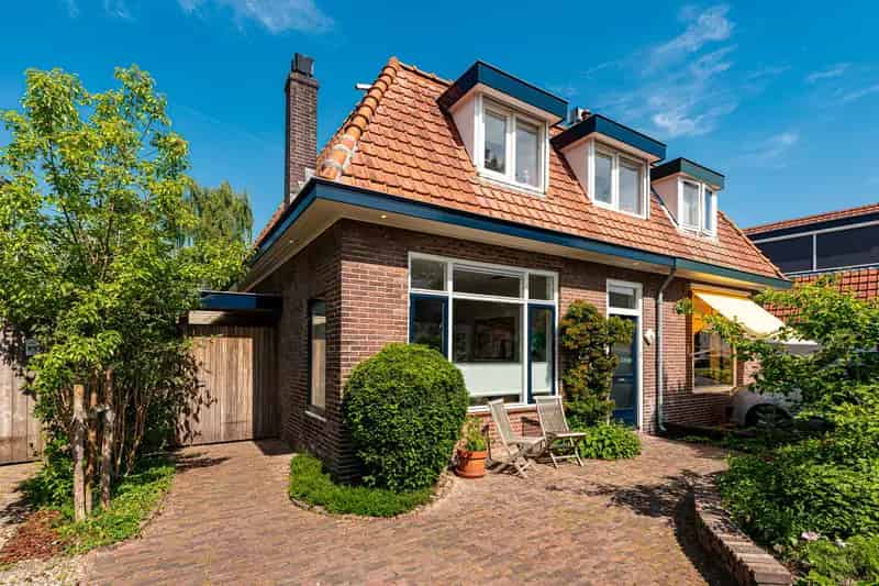 Huis te koop Driebergen: Charmant woonhuis met bijgebouw